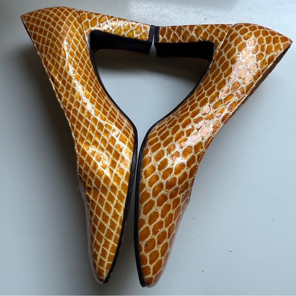 Stuart Weitzman Orange Patterned Block Heel Pumps Square Toe Size 7 - Picture 13 of 16